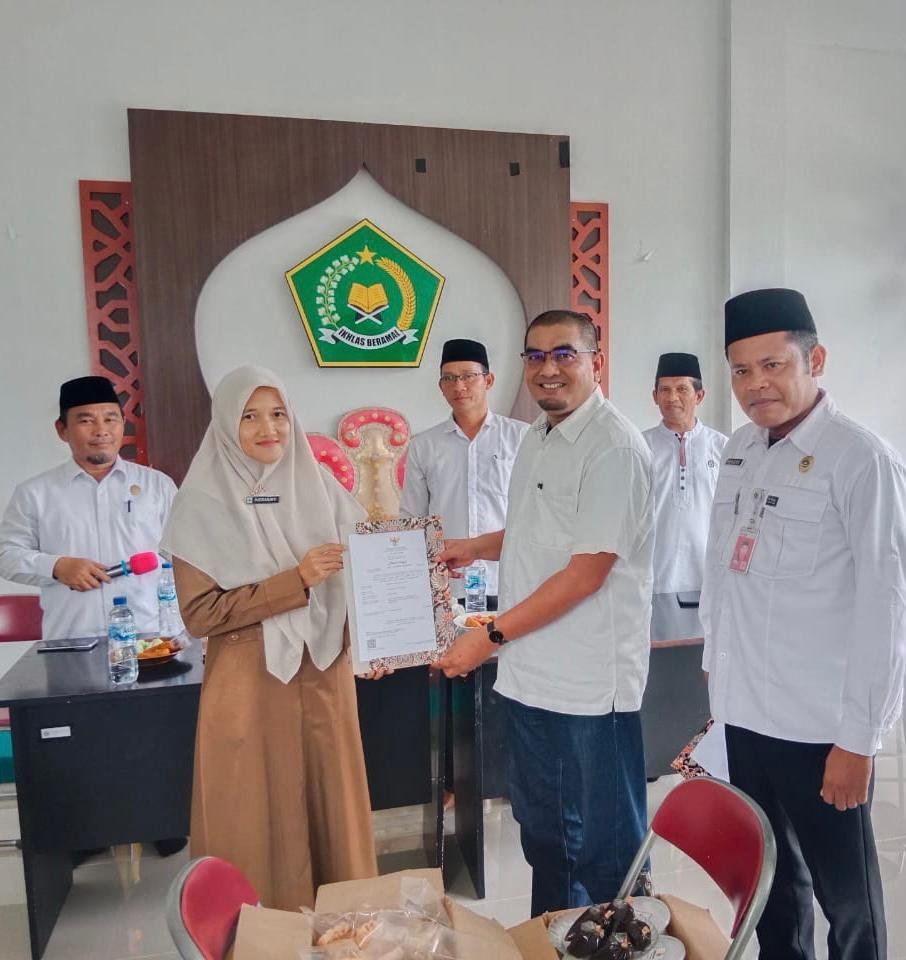 Usaha mikro kantongi sertifikat halal