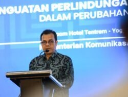 Nezar Patria Wakil Menteri Komunikasi dan Digital