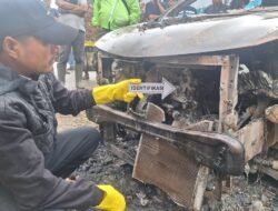 Polisi Selidiki Penyebab Mobil Timses Calon Bupati Aceh Timur Terbakar