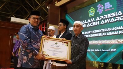 Kembangkan Kurikulum Terintegrasi, Dayah Insan Qurani Terima Penghargaan dari Kemenag Aceh